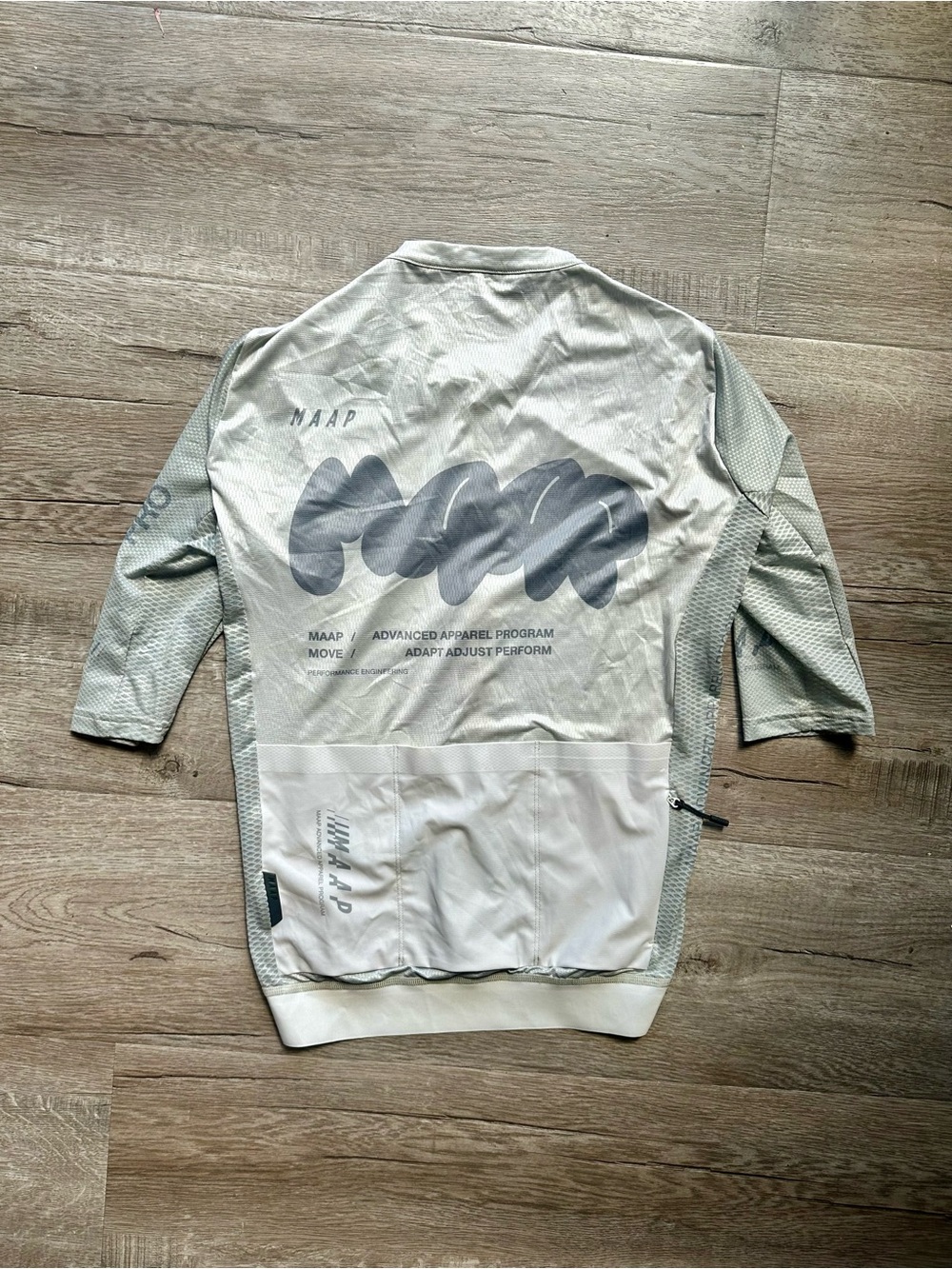 MAAP Aerate Pro Air SS Jersey 3.0 Fog Men’s Medium Cycling Race Jersey